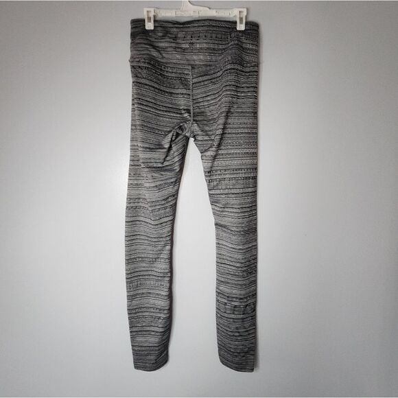 Athleta High-Rise Jacquard Chaturanga Leggings S Tall - Picture 2 of 4